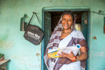 Sarojni Devi is an accredited social health activist (ASHAs) in Uttar Pradesh, India. ASHAs are trained community members who provide a range of services in rural areas, including family planning counseling and information about nutrition and immunization. Sarojni Devi is an accredited social health activist (ASHAs) in Uttar Pradesh, India. ASHAs are trained community members who provide a range of services in rural areas, including family planning counseling and information about nutrition and immunization.
